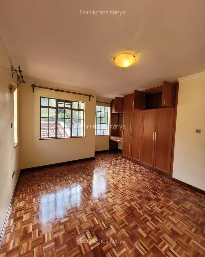 4 Bed Townhouse with En Suite at Chalbi Drive - 4