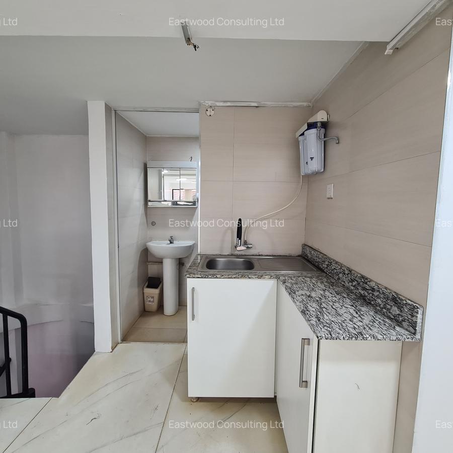 1,000 ft² Shop with Service Charge Included at 3Rd Parklands Avenue - 9