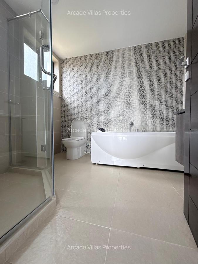 4 Bed Apartment with En Suite in Lavington - 8