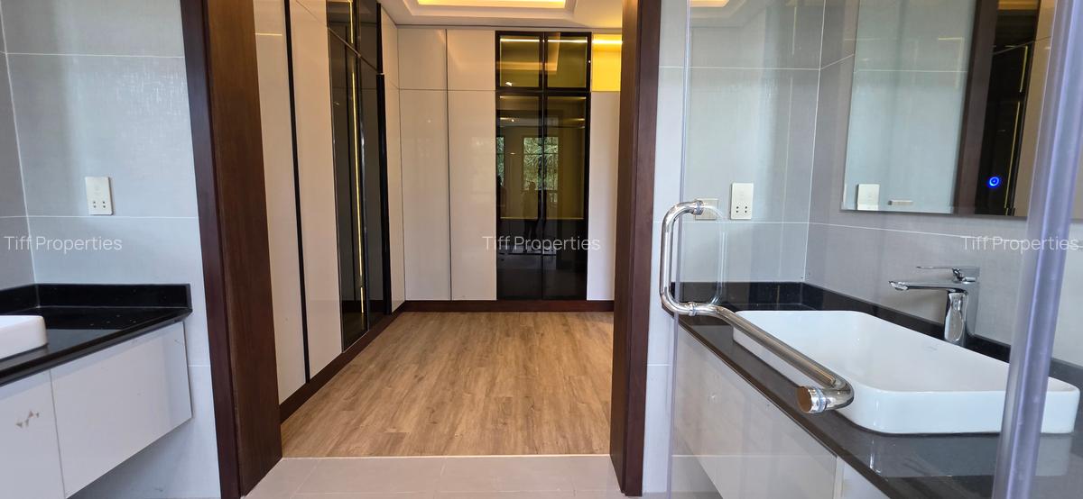 5 Bed Townhouse in Kitisuru - 13