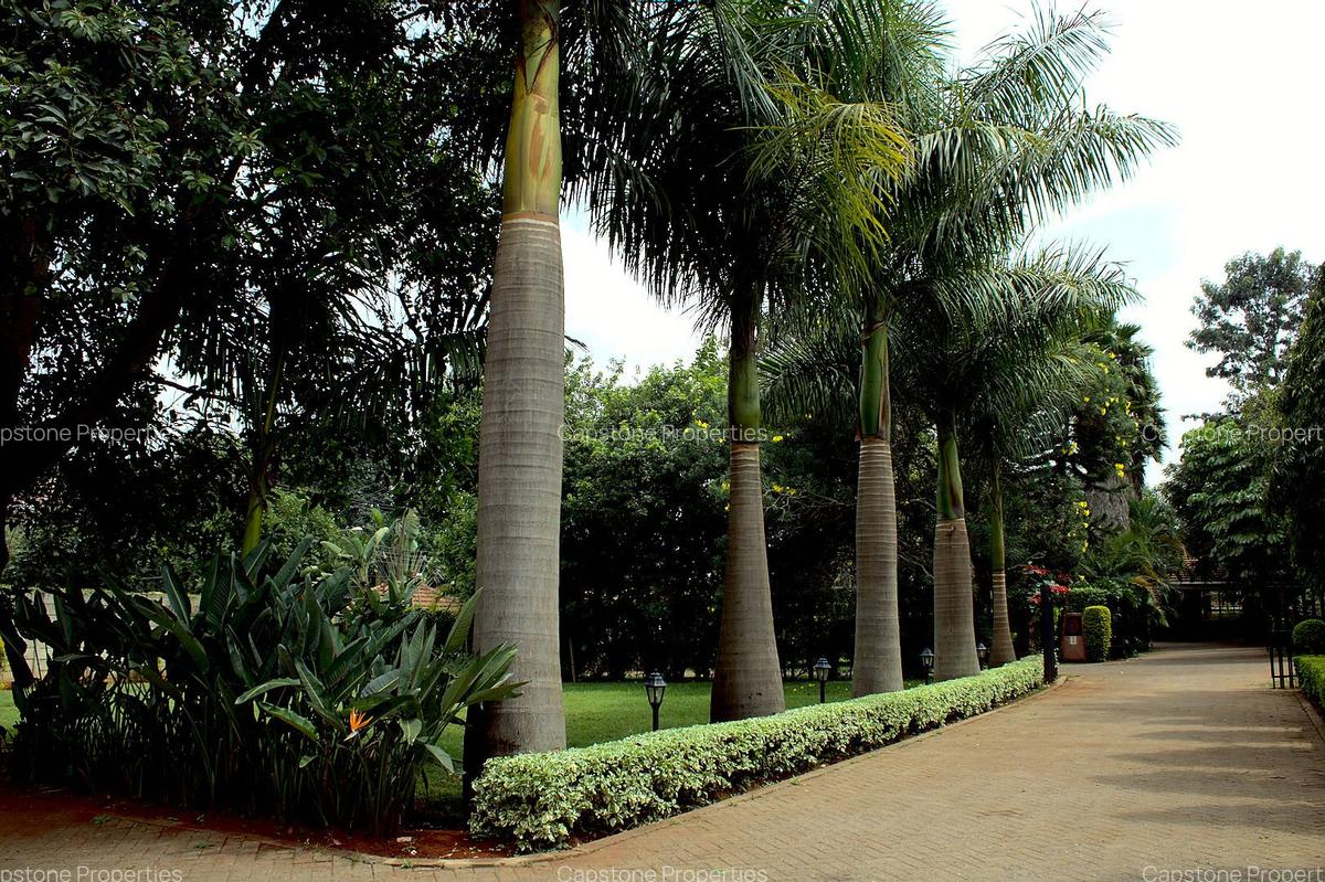 4 Bed Townhouse with En Suite at Runda - 5