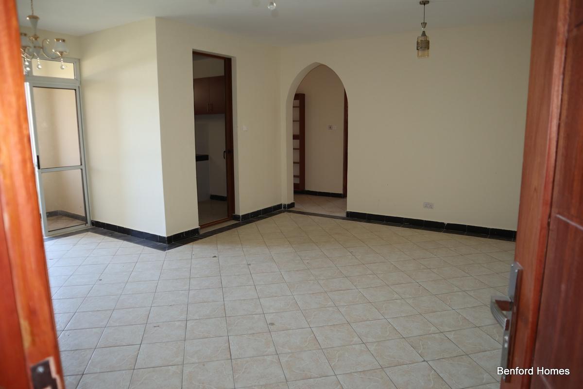 2 Bed Apartment with En Suite in Mtwapa - 15