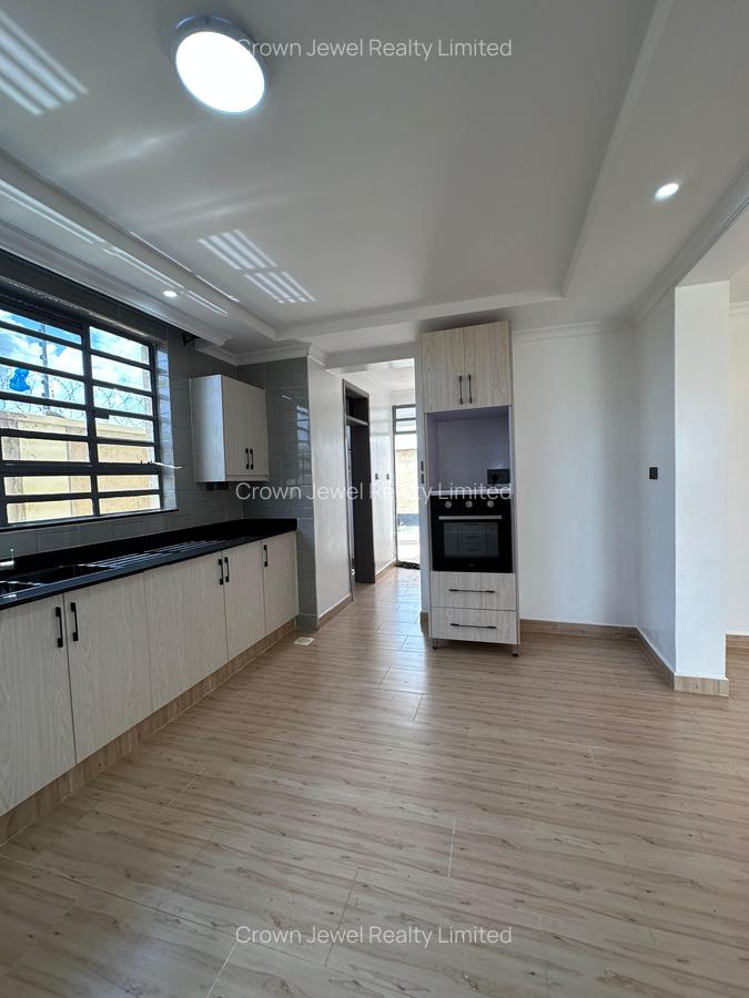 4 Bed Townhouse with En Suite in Juja - 10