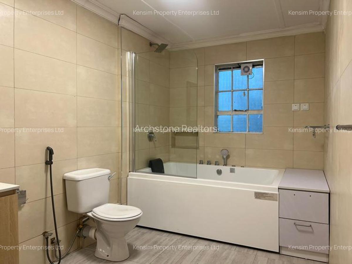 5 Bed Townhouse with En Suite in Rosslyn - 19