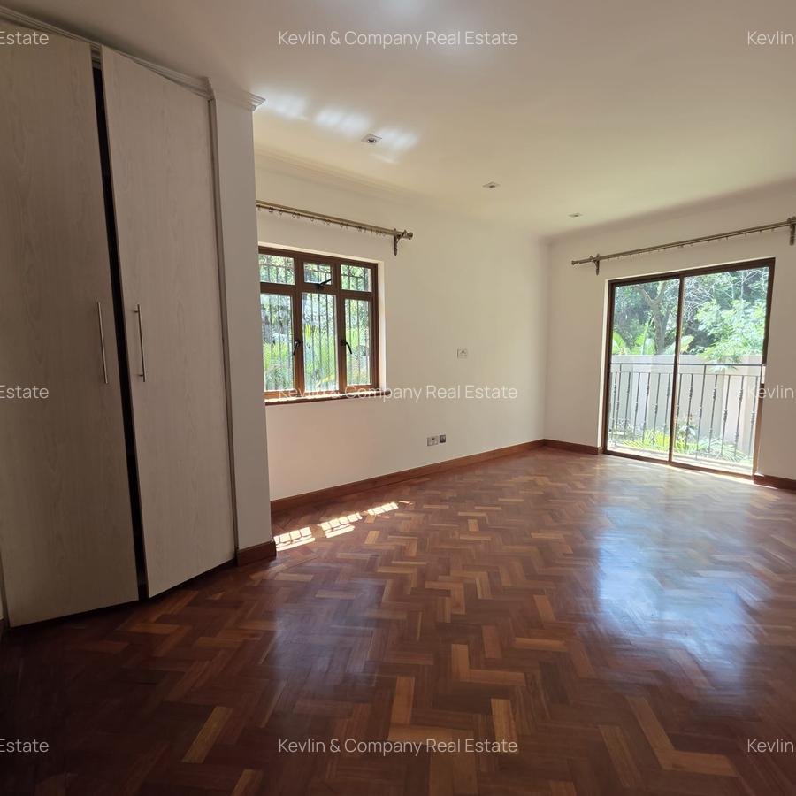 5 Bed Villa with En Suite in Lavington - 5