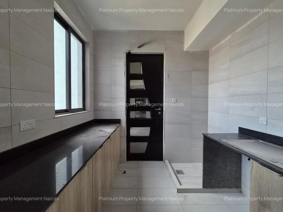 2 Bed Apartment with En Suite at Second Parklands - 9