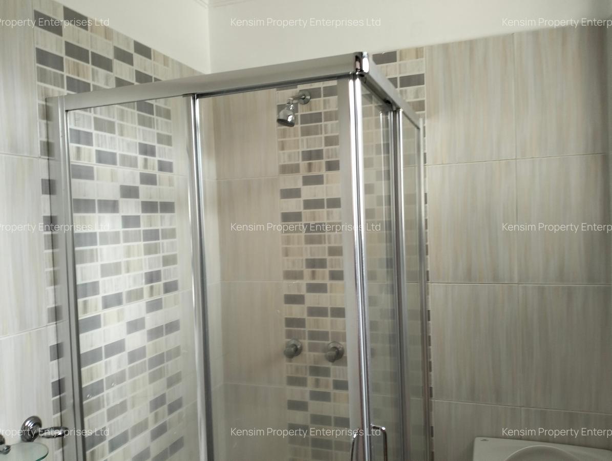 4 Bed Townhouse with En Suite in Nyari - 9