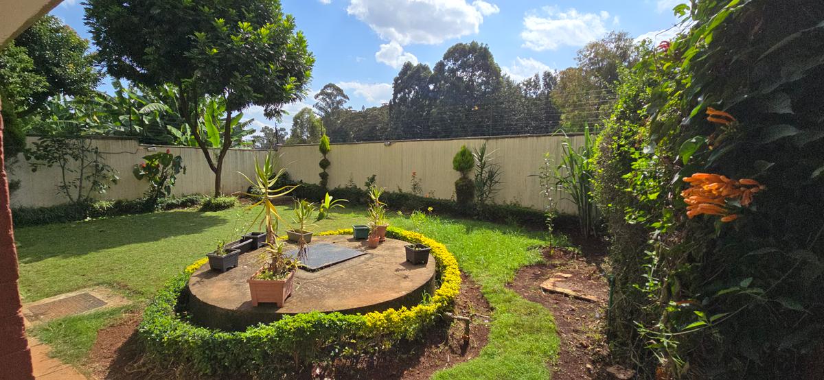 5 Bed Townhouse with En Suite at Convent Drive - 6