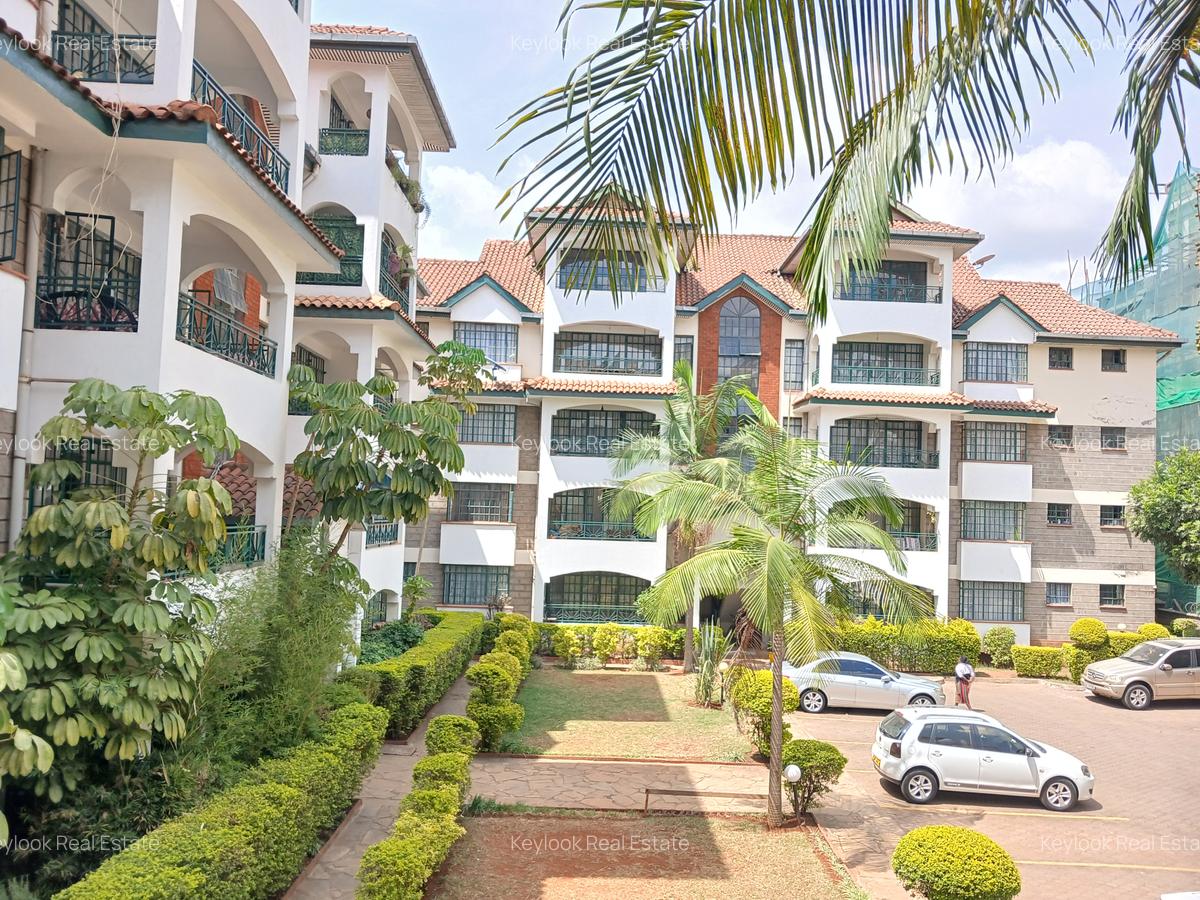 3 Bed Apartment with En Suite at Valley Arcade - 16