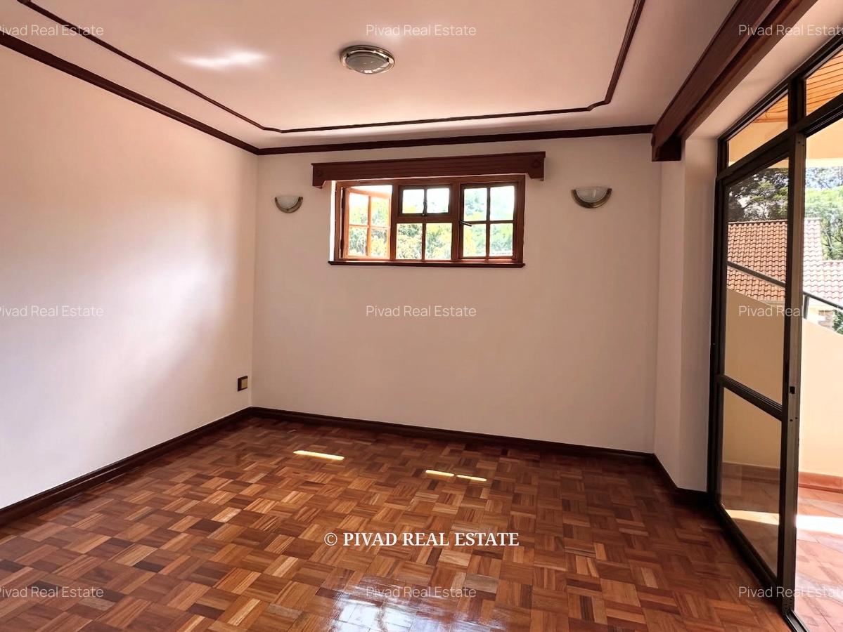 4 Bed Townhouse with Swimming Pool in Lavington - 7