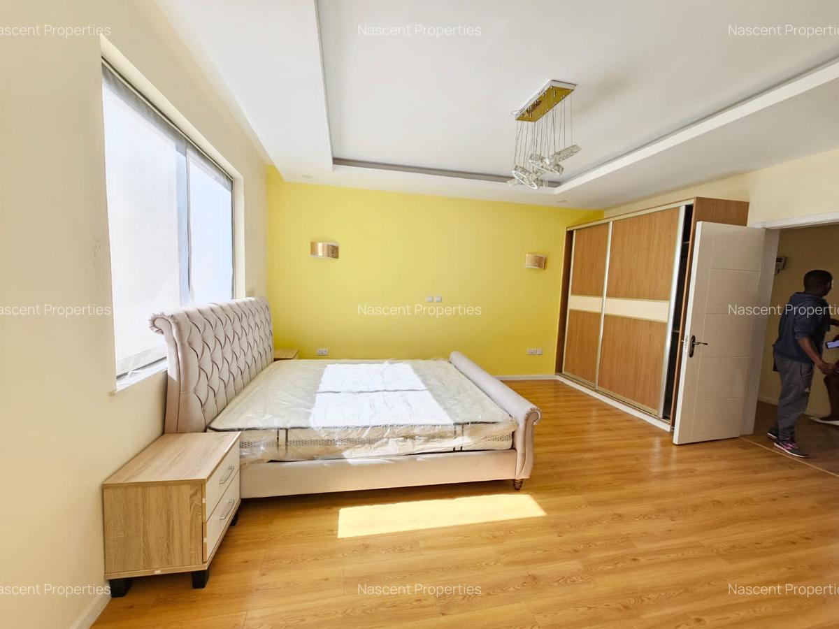 5 Bed Apartment with En Suite at Brookside - 11