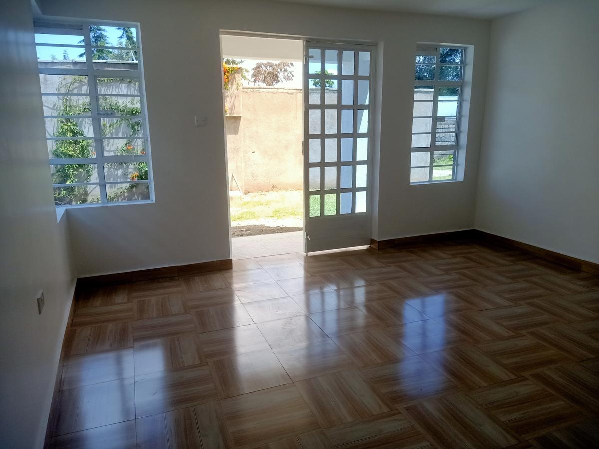 3 Bed House with En Suite at Naroro - 3