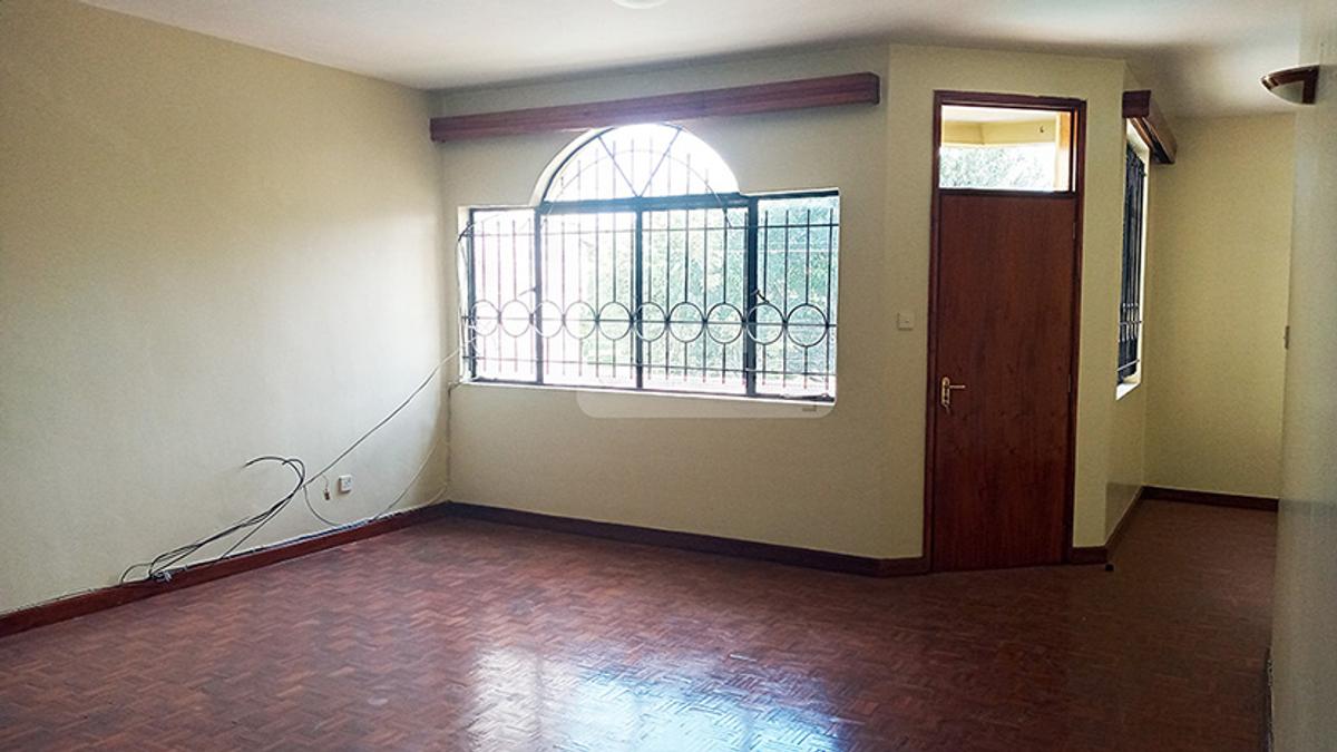 3 Bed Apartment with En Suite at Kilimani - 2