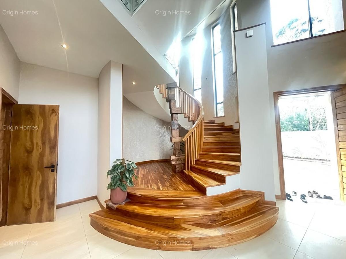 4 Bed Townhouse with En Suite at Loresho - 12