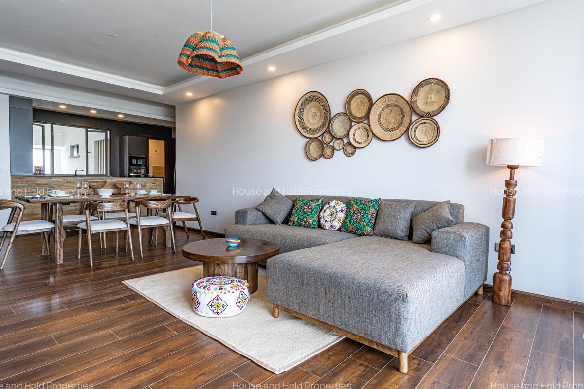 Serviced 3 Bed Apartment with En Suite at Brookside Drive - 1