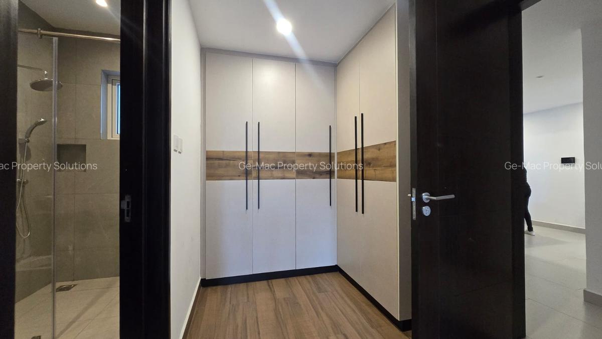 2 Bed Apartment with En Suite in Westlands Area - 8