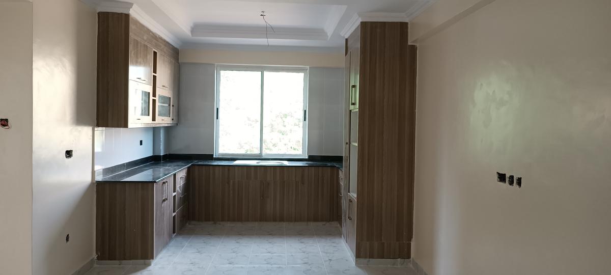 1 Bed Apartment with En Suite at Mombasa Area - 4