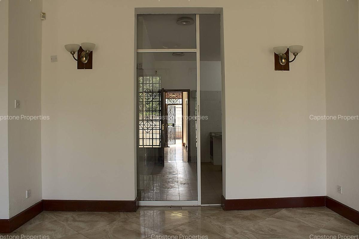 4 Bed Townhouse with En Suite at Runda - 17