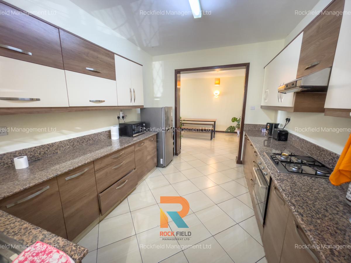 Furnished 2 Bed Apartment with En Suite in Brookside - 6