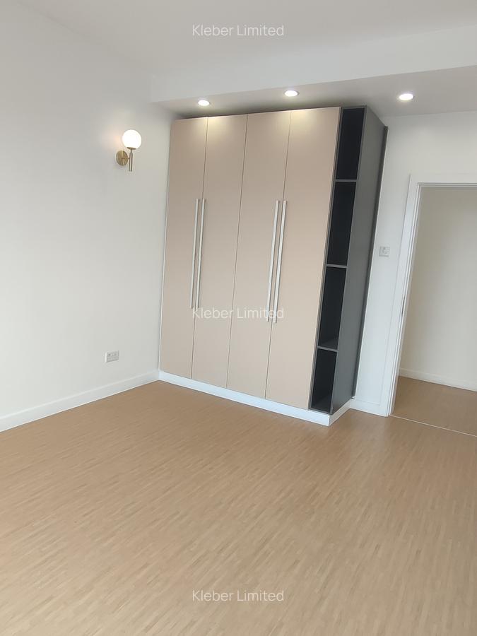 4 Bed Apartment with En Suite in Lavington - 7