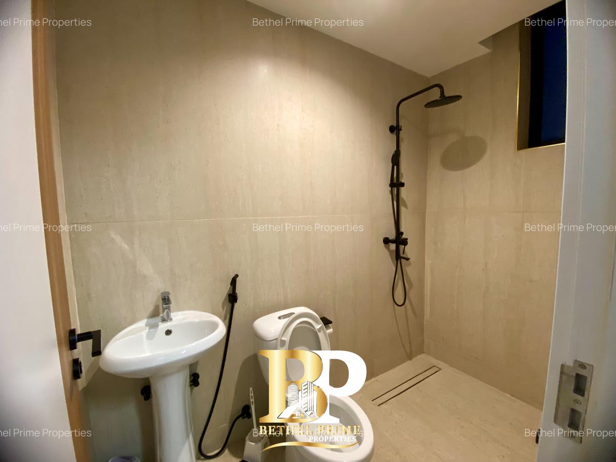 3 Bed Apartment with En Suite in Brookside - 15