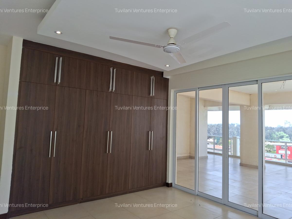 Serviced 3 Bed Apartment with En Suite at Nyali Mombasa - 8
