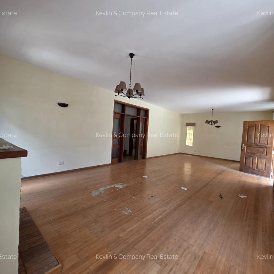 5 Bed Townhouse with En Suite in Kileleshwa - 12