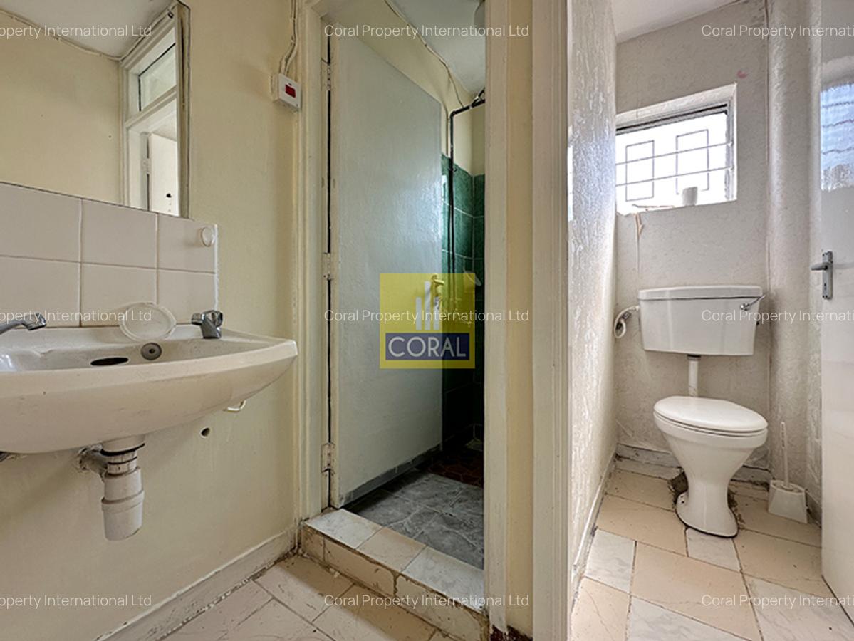 4 Bed House in Langata - 8