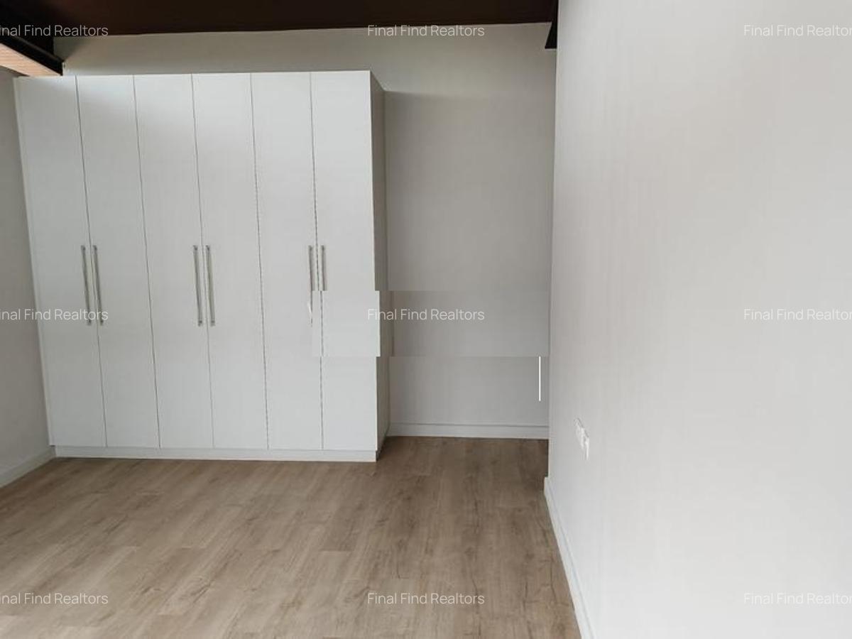 3 Bed House with En Suite in Runda - 7