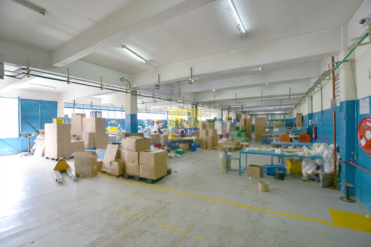 150,000 ft² Warehouse with Parking at Lunga Lunga Rd - 5