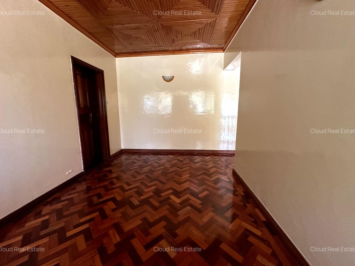 5 Bed House with En Suite in Karen - 9