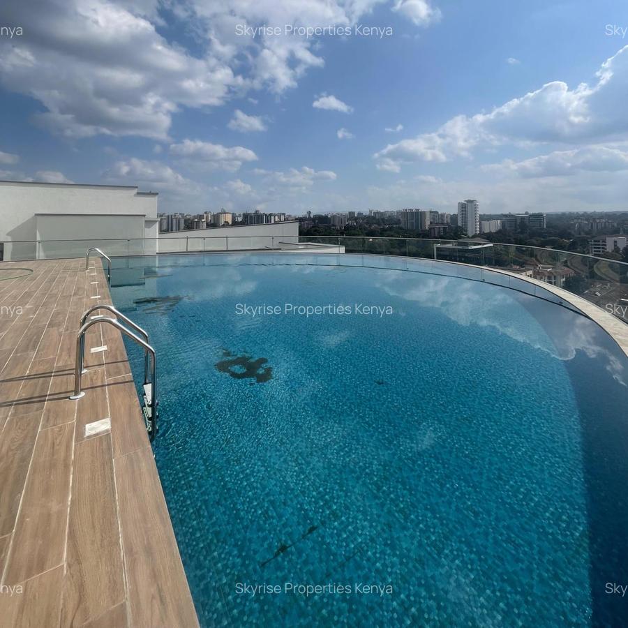 4 Bed Apartment with En Suite at Riverside - 1