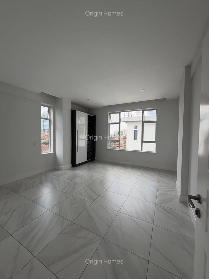 3 Bed Apartment with En Suite at Westlands - 13