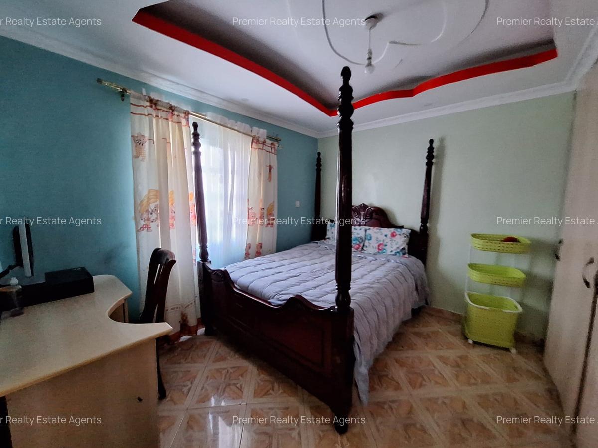 4 Bed House with En Suite at Joska - 5