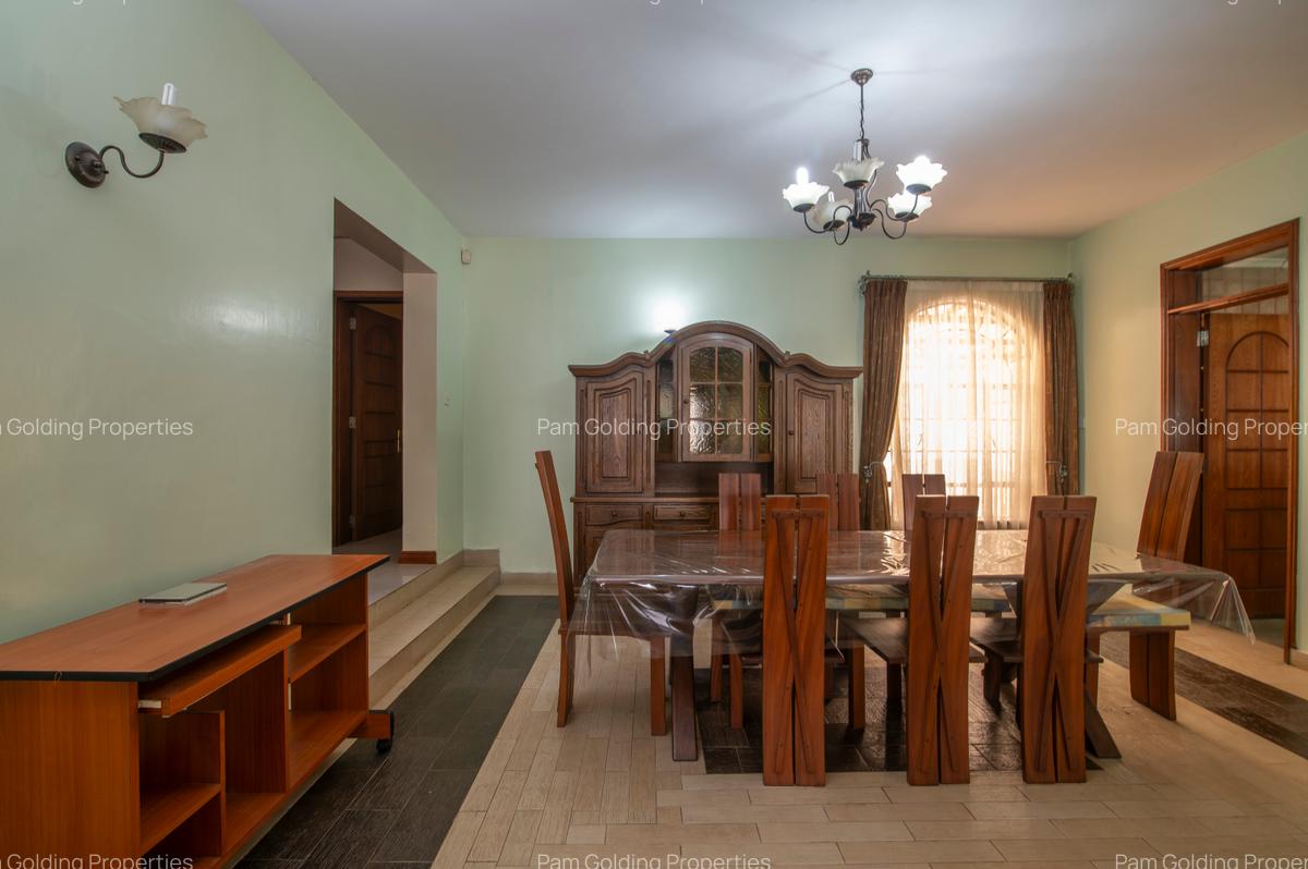 5 Bed House with En Suite in Runda - 5