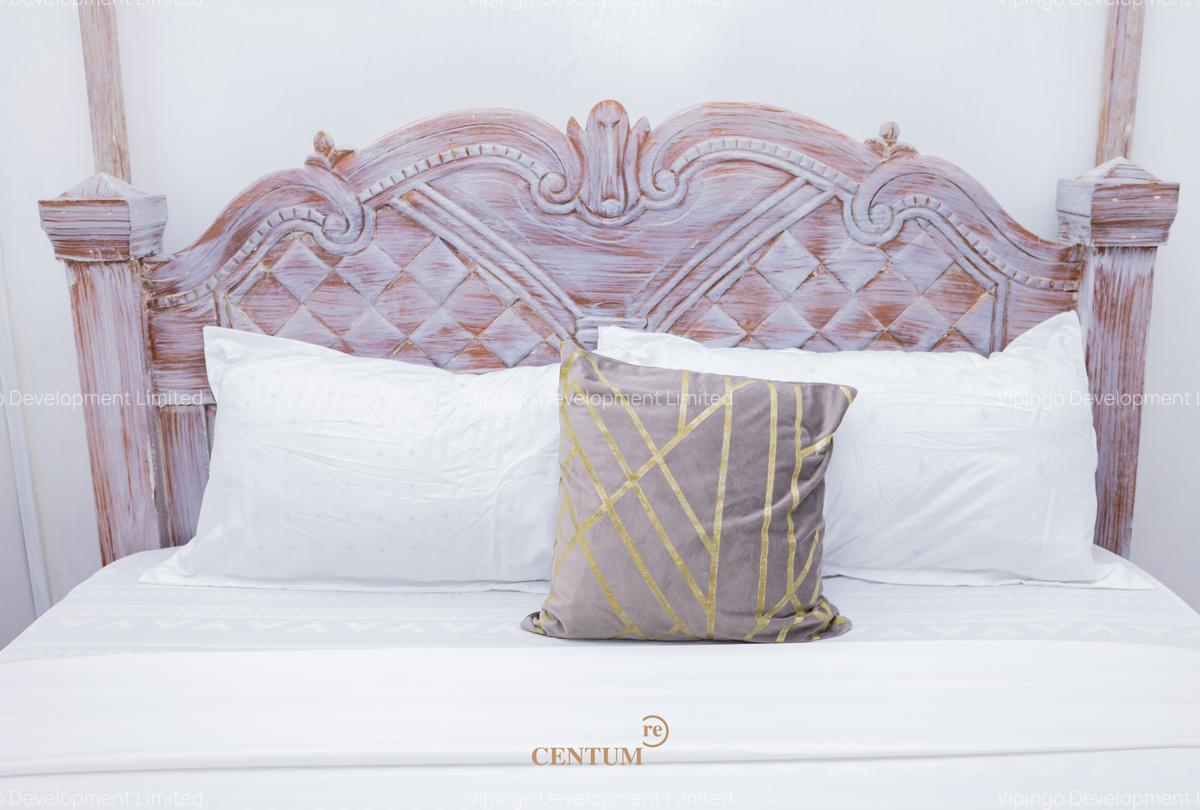 Serviced Studio Apartment with En Suite at Coast - 14
