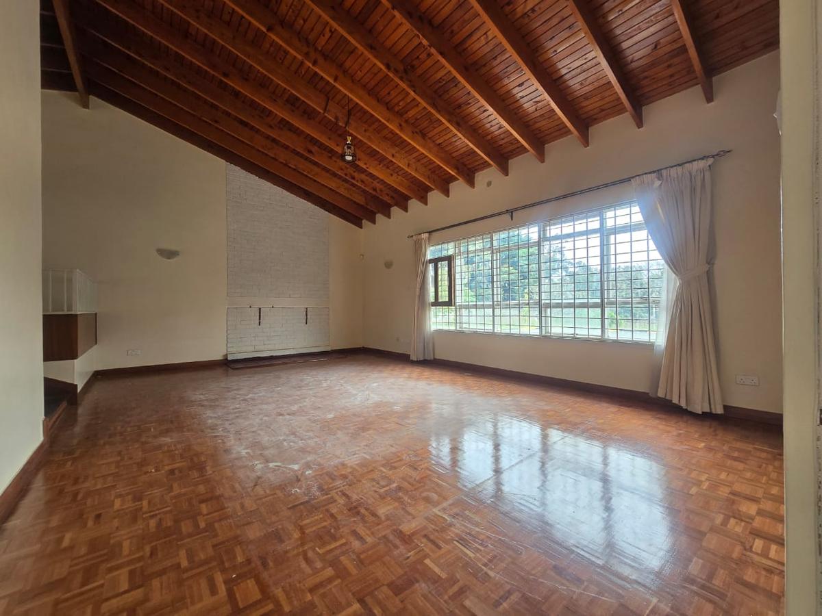 4 Bed House with En Suite in Runda - 8