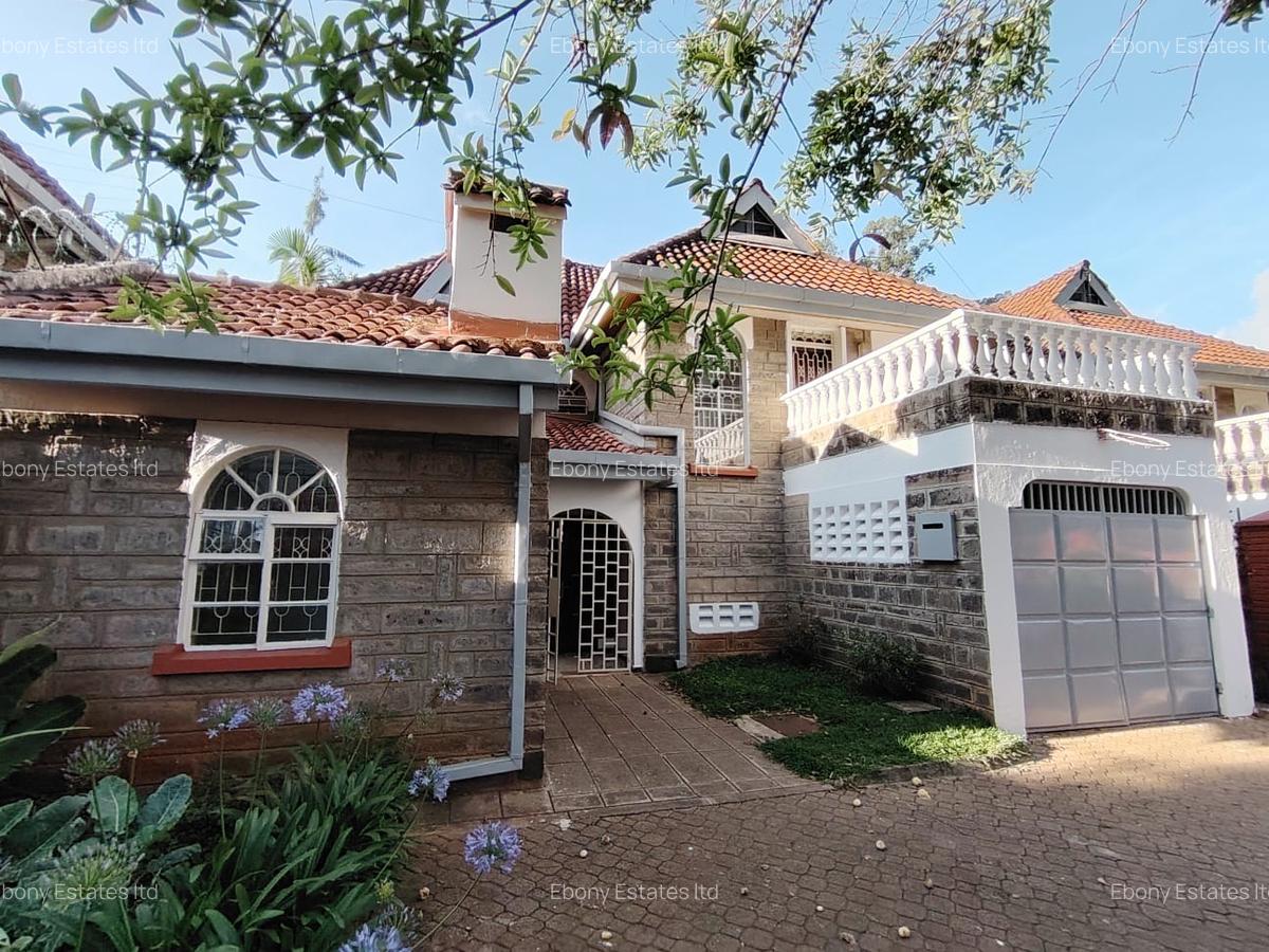 4 Bed Townhouse with En Suite in Lavington - 1