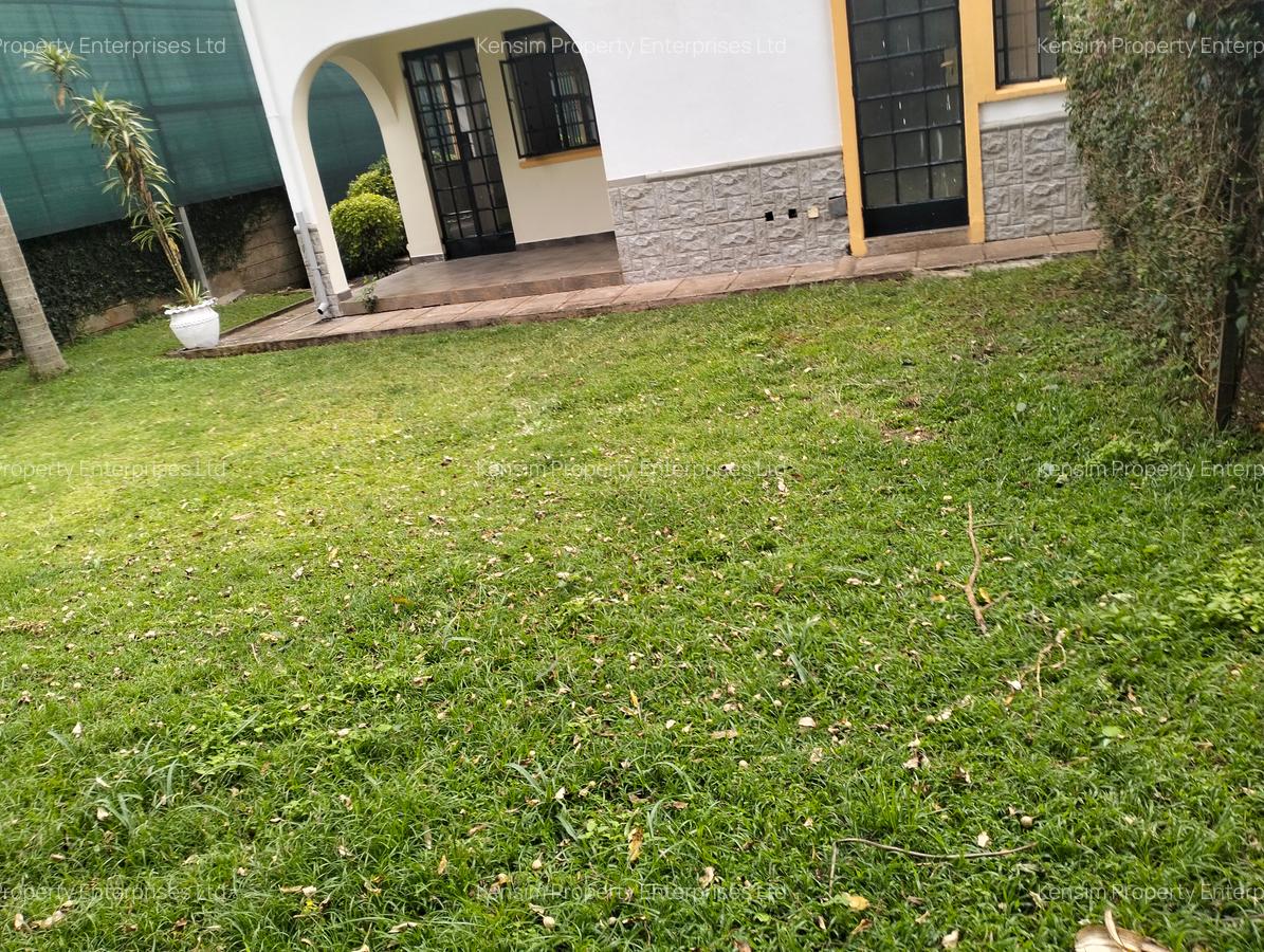 4 Bed Townhouse with En Suite in Lavington - 7