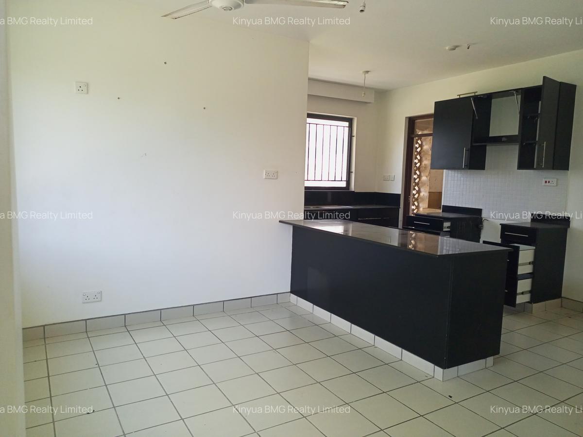 3 Bed Apartment with En Suite in Nyali Area - 1