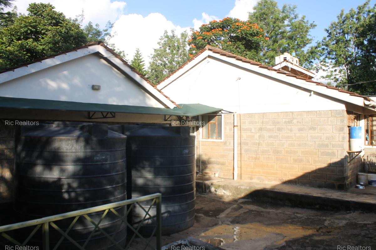 4 Bed House with En Suite at Kerarapon Drive - 10