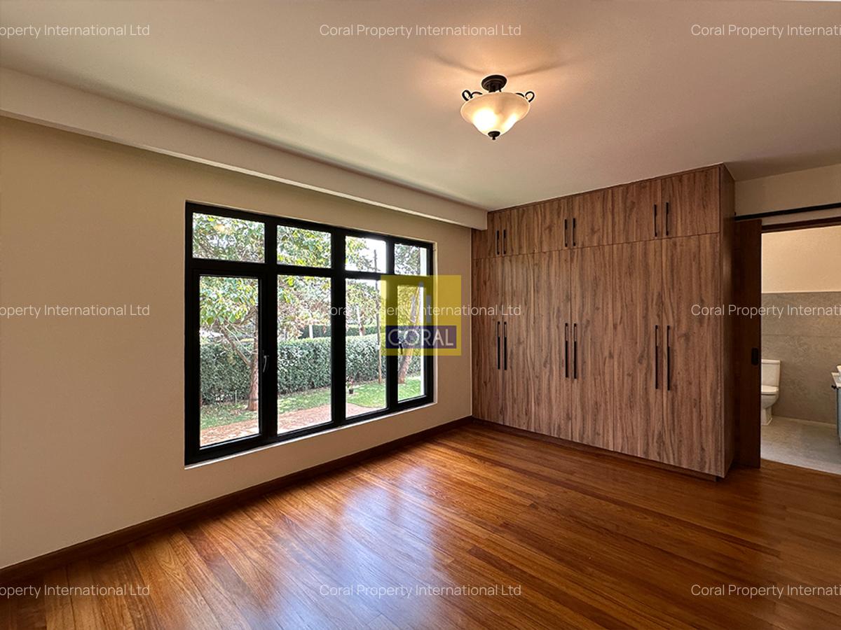 5 Bed House in Runda - 14