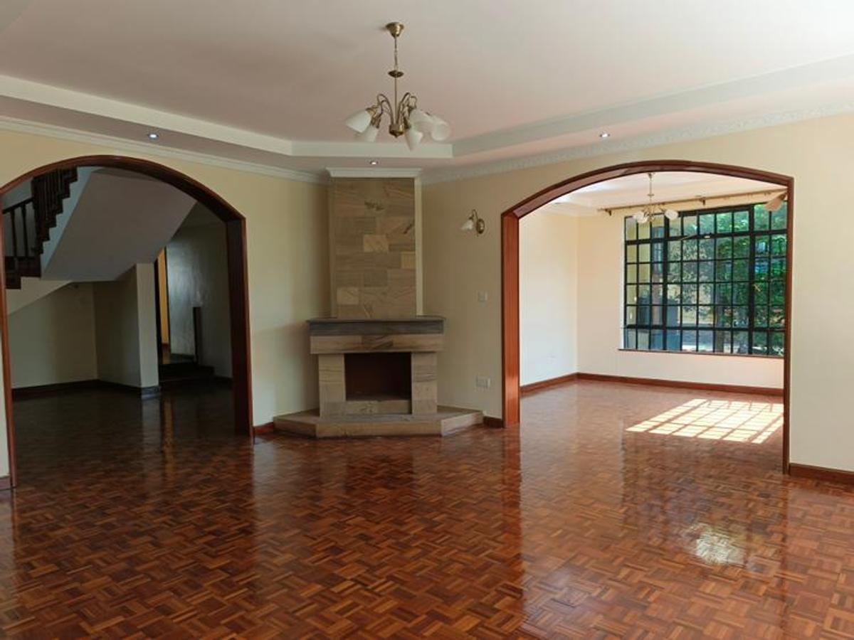 4 Bed Townhouse with En Suite in Lavington - 5