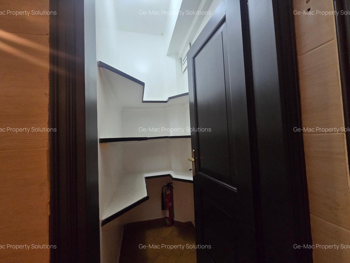 3 Bed Villa with En Suite in Kyuna - 7