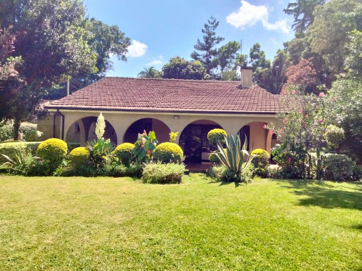 4 Bed House with Swimming Pool in Loresho - 1