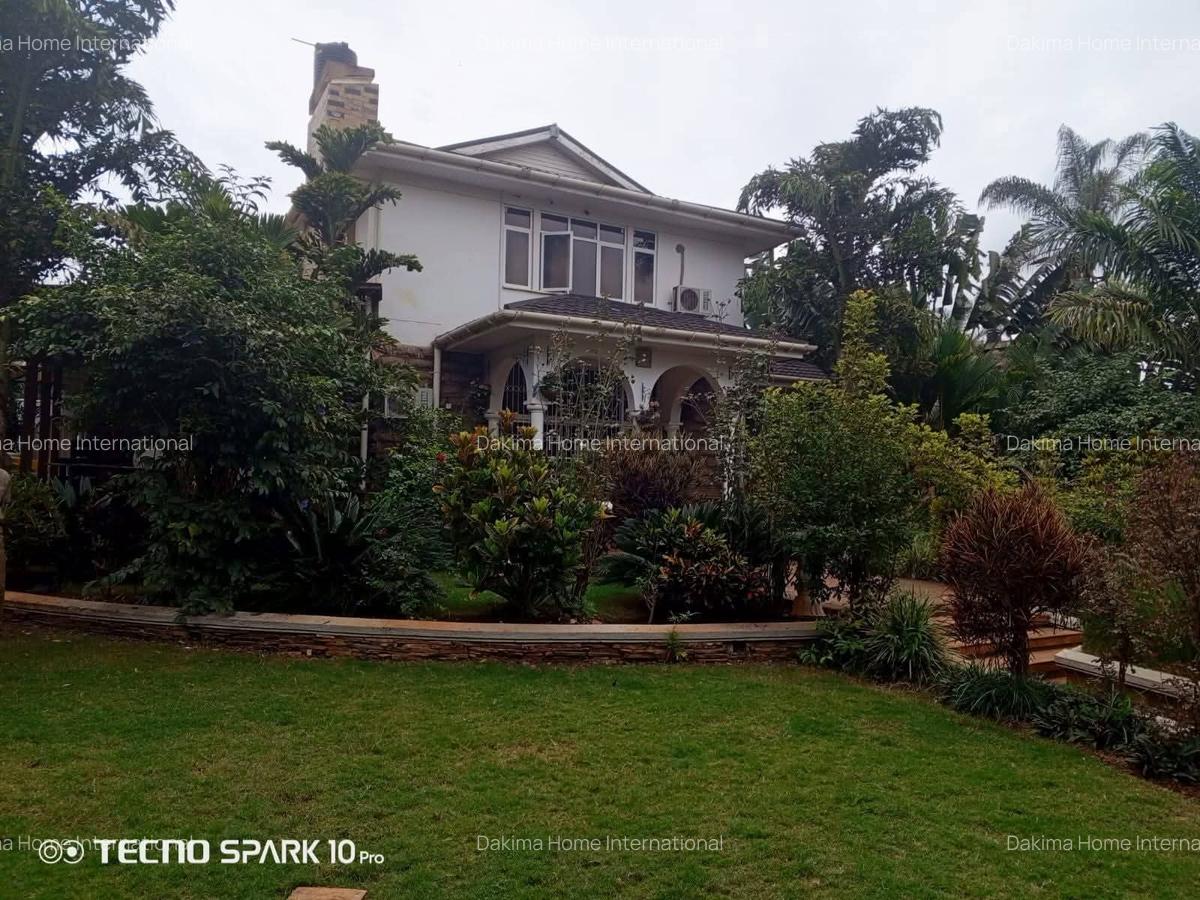 4 Bed House with En Suite in Runda - 15