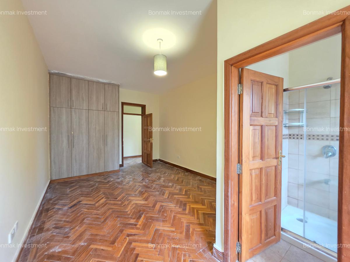 4 Bed Townhouse with En Suite at Kyuna - 13