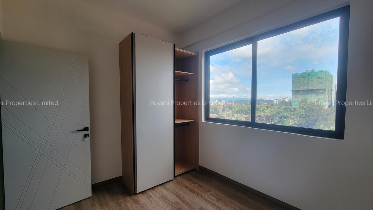 1 Bed Apartment with Swimming Pool in Kilimani - 4