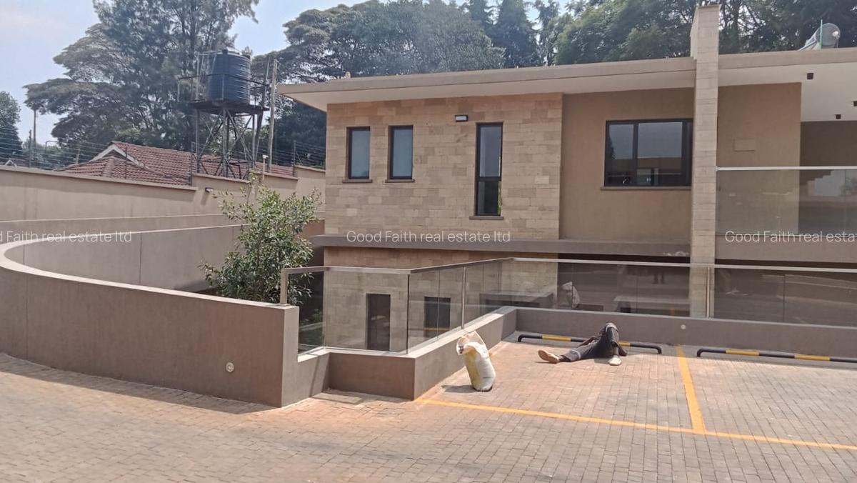6 Bed House with En Suite in Limuru - 10