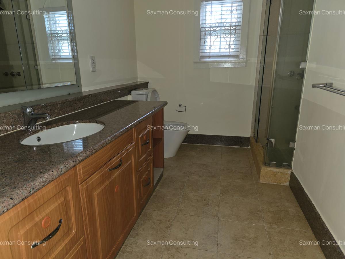 4 Bed House with En Suite in Kitisuru - 20